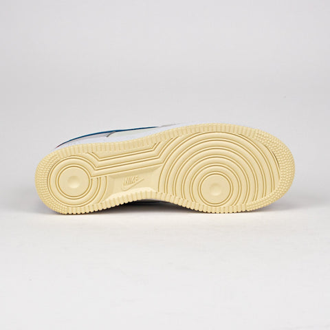 Nike Air Force 1 Low Undefeated 5 On It