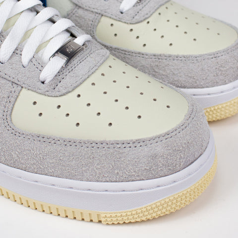 Nike Air Force 1 Low Undefeated 5 On It