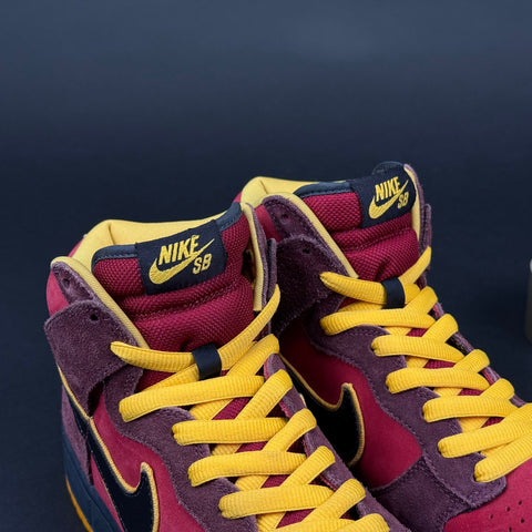Nike SB Dunk High Iron Man
