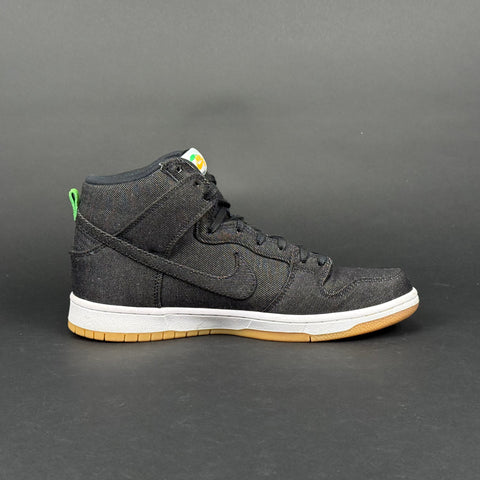Nike SB Dunk High Momofuku