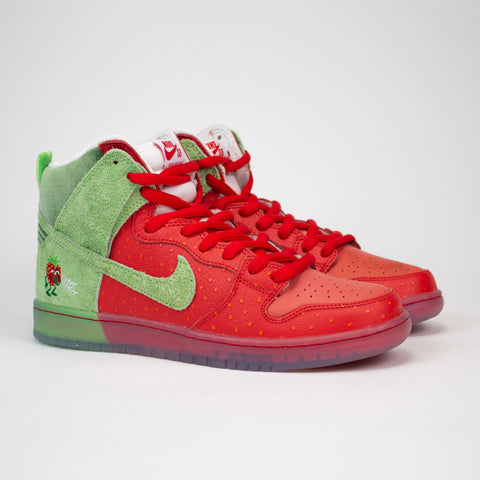 Nike SB Dunk High Strawberry Cough