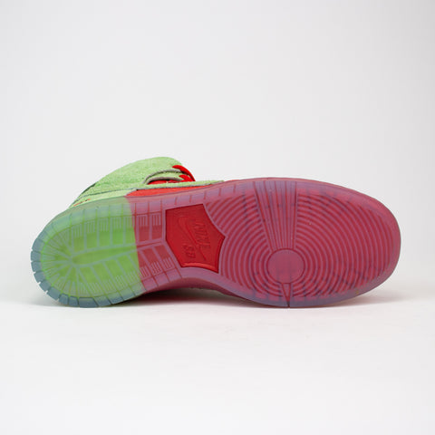 Nike SB Dunk High Strawberry Cough