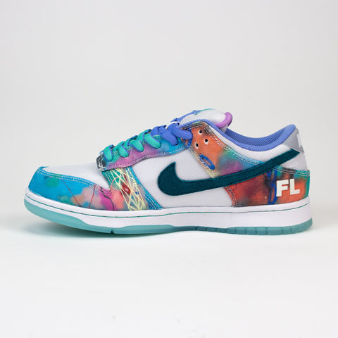 Nike SB Dunk Low Futura Laboratories Bleached Aqua