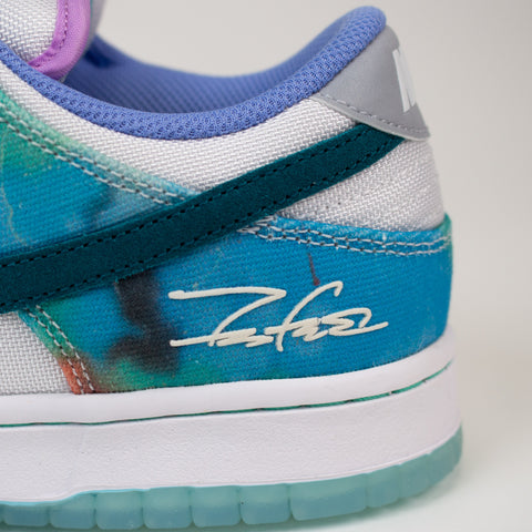 Nike SB Dunk Low Futura Laboratories Bleached Aqua