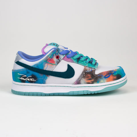 Nike SB Dunk Low Futura Laboratories Bleached Aqua