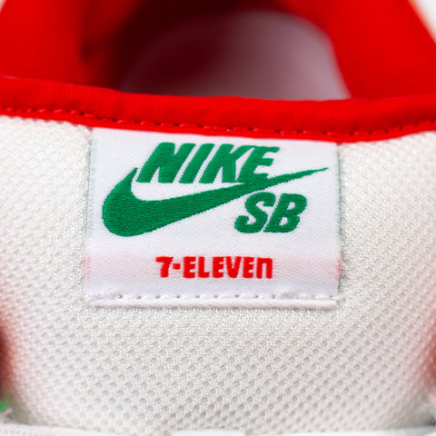 Nike SB Dunk Low 7-Eleven