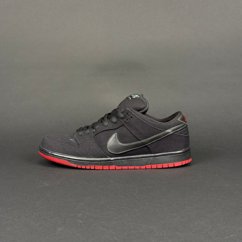 Nike SB Dunk Low Levi's Black Denim