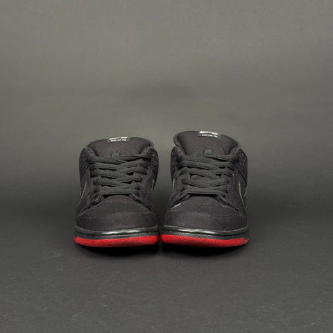 Nike SB Dunk Low Levi's Black Denim