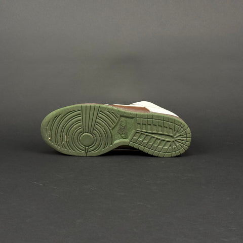 Nike SB Dunk Low Oompa Loompa