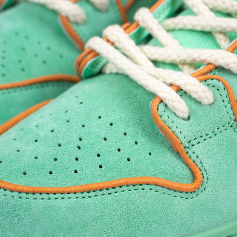 Nike SB Dunk Low Rodeo Tourmaline