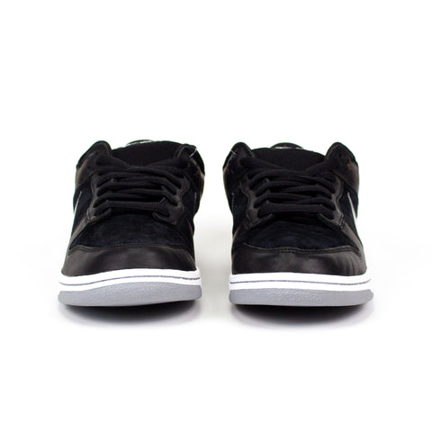 Nike SB Dunk Low Takashi 2