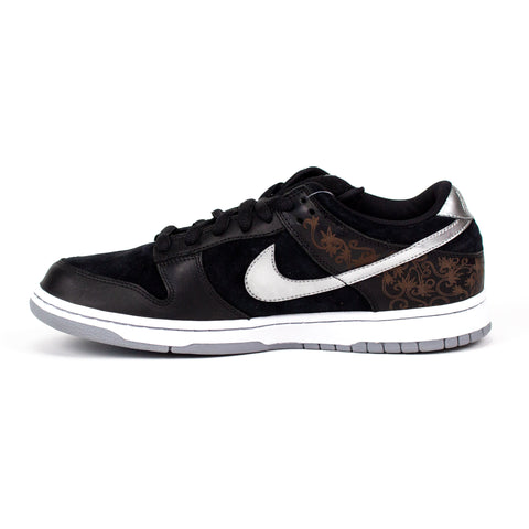 Nike SB Dunk Low Takashi 2