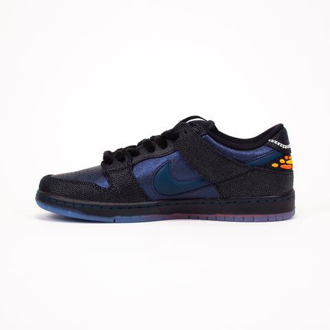 Nike SB Dunk Low Bluetile Skateboards