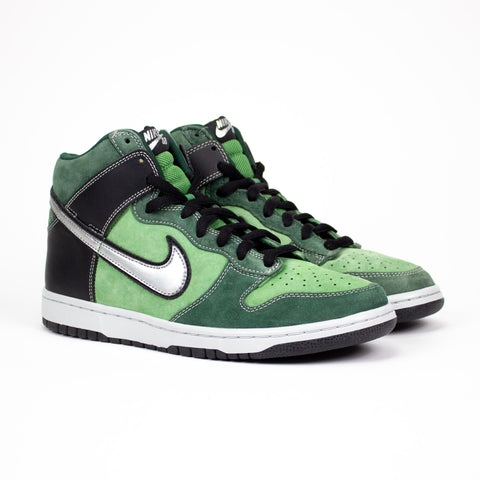 Nike SB Dunk High Brut