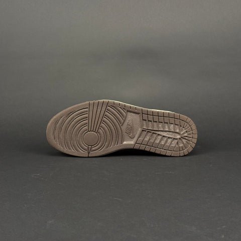 Jordan 1 Retro Low Travis Scott Mocha