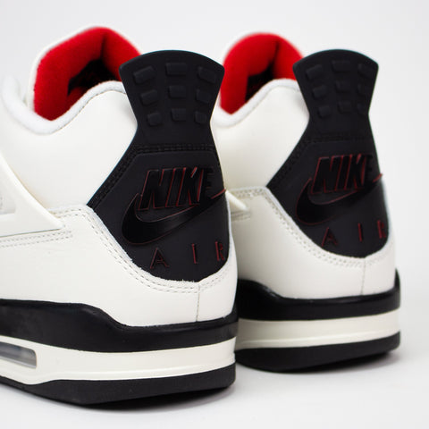 Jordan 4 Flight Club
