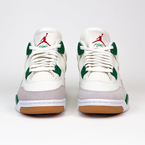 Jordan 4 SB Pine Green