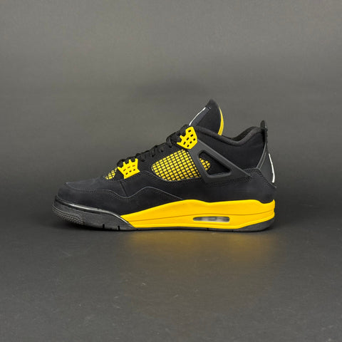 Jordan 4 Retro Thunder (2023)
