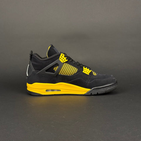 Jordan 4 Retro Thunder (2023)