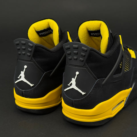 Jordan 4 Retro Thunder (2023)