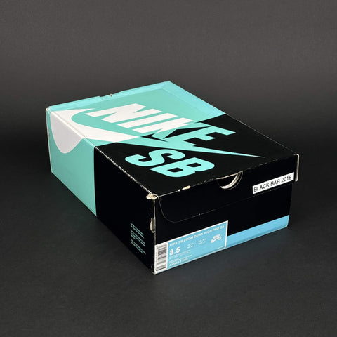 Nike SB Dunk High Black Bar