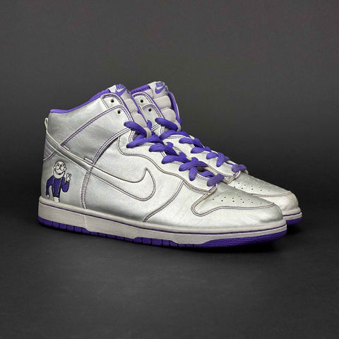 Nike SB Dunk High Dinosaur Jr.