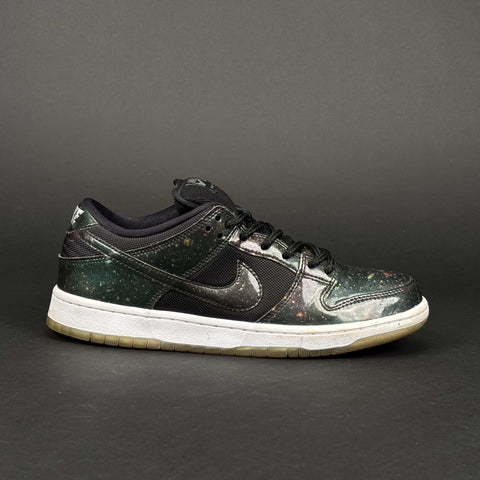 Nike SB Dunk Low 420 Intergalactic