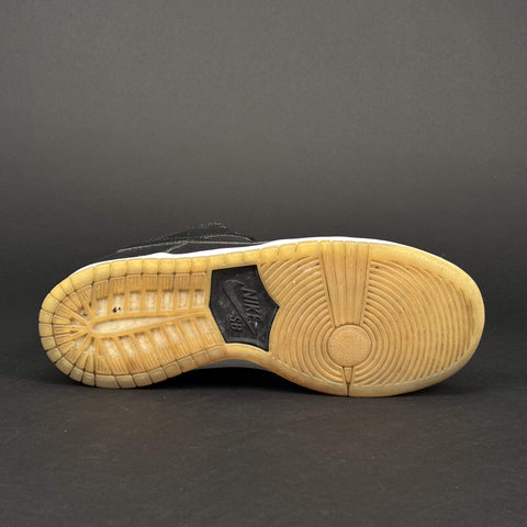 Nike SB Dunk Low 420 Intergalactic