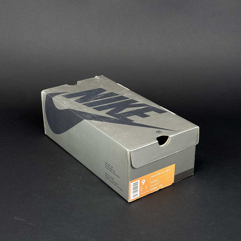 Nike SB Dunk Low Ostrich