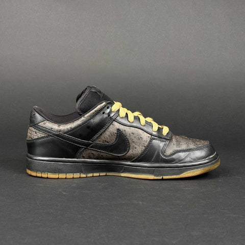 Nike SB Dunk Low Ostrich