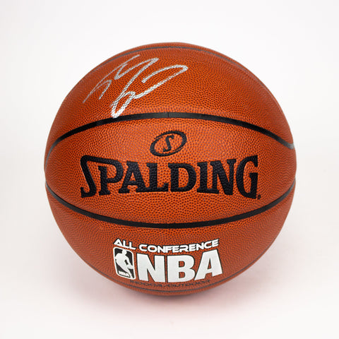 SHAQUILLE O'NEAL SIGNED BASKETBALL