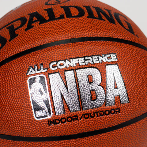 SHAQUILLE O'NEAL SIGNED BASKETBALL