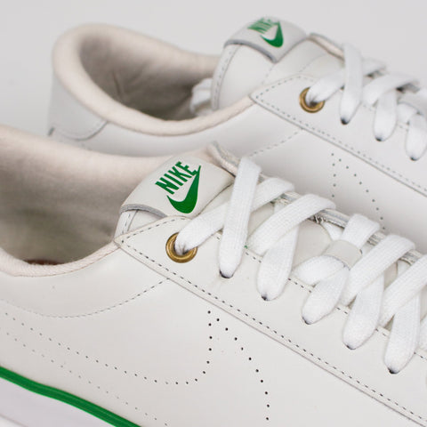 Nike Tennis Classic AC LTR White Victory Green