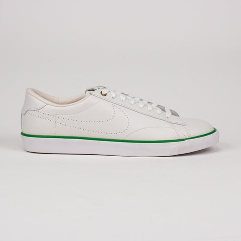 Nike Tennis Classic AC LTR White Victory Green