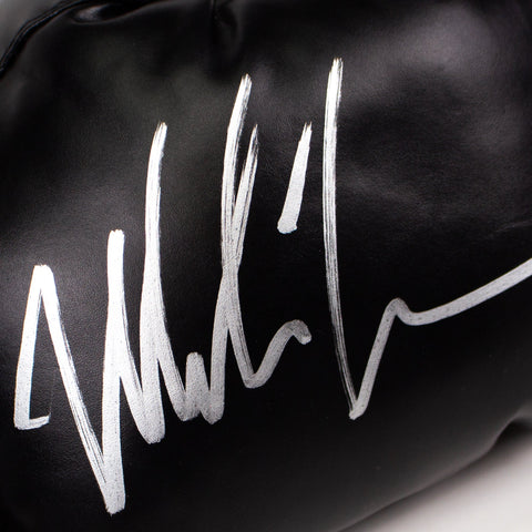 Mike Tyson Signed Boxe Black Glove