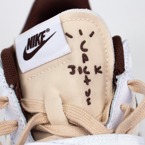 Nike Zoom Field Jaxx Travis Scott Light Chocolate